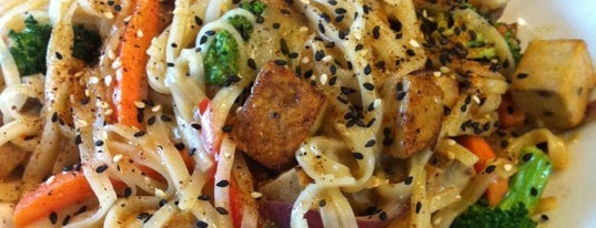 Noodles & Company is one of Ivonnaさんのお気に入りスポット.