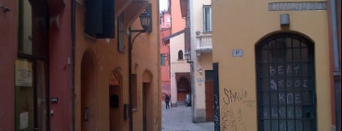 Ghetto Ebraico is one of #4sqCities#Bologna - 80 Tips for travellers!.