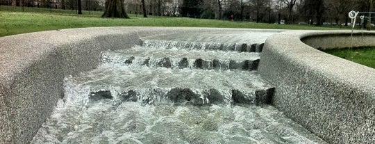 Diana Princess of Wales Memorial Fountain is one of London Places To Visit.
