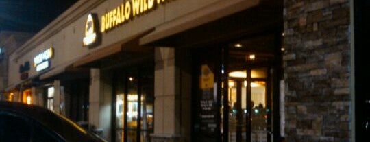 Buffalo Wild Wings is one of Top 6 dinner spots in Houston, TX.