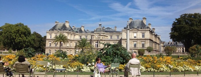 Люксембургский сад is one of (anything) in Paris.