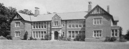 Marshall Elementary School is one of Montrose Park Landmarks.