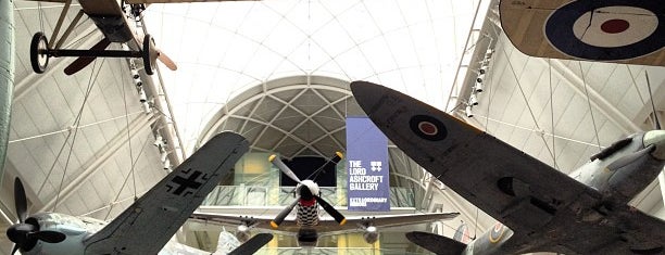 İmparatorluk Savaş Müzesi is one of London.