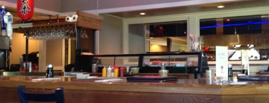 KoBe Japanese Grill & Sushi Bar is one of Lugares favoritos de Dana.