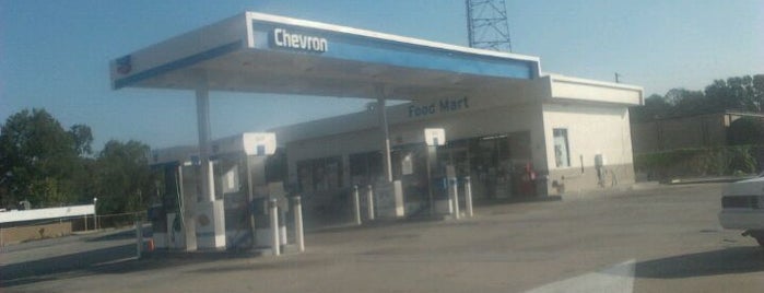 Chevron is one of Orte, die Andy gefallen.