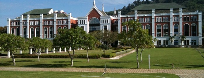 British International School, Phuket is one of Lugares guardados de Natalya.