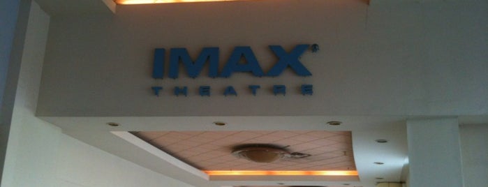 IMAX Theatre Showcase is one of Cines Argentinos ;).