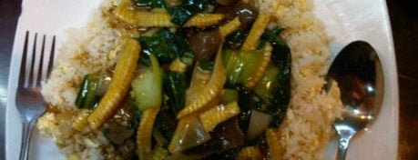 Waroenk Kito is one of food-holic.