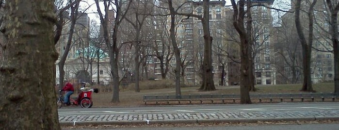 80 Central Park West is one of Natalya : понравившиеся места.