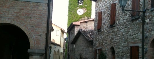 La Rocca Dei Malatesta is one of Tempat yang Disukai Giovanni.