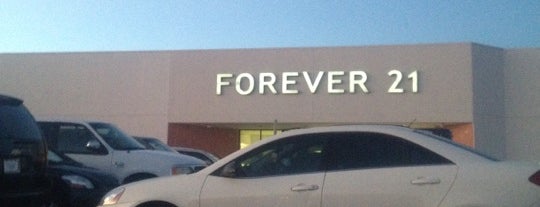 Forever 21 is one of Danara 님이 좋아한 장소.