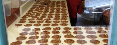 Aunt Sally's Pralines is one of New Orleans Shop.