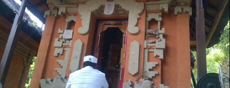 Pura Dalem Jungutbatu is one of Temples in Lembongan Island.