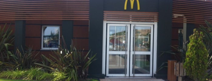 McDonald's is one of Tempat yang Disukai Claudia.