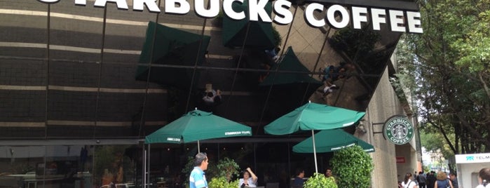 Starbucks is one of Tempat yang Disukai Iris.