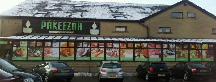 Pakeezah Supermarket is one of Lieux qui ont plu à Rashid.
