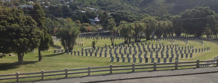 Karori Cemetery is one of Lieux qui ont plu à Trevor.