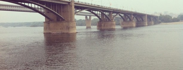 Коммунальный (Октябрьский) мост is one of Locais salvos de Вадим Dj Ritm.