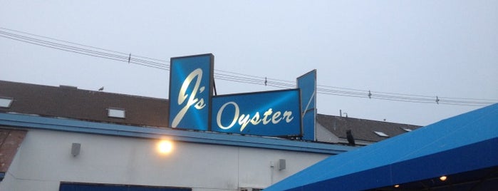J's Oyster Bar is one of Portland, ME #4sqcities.