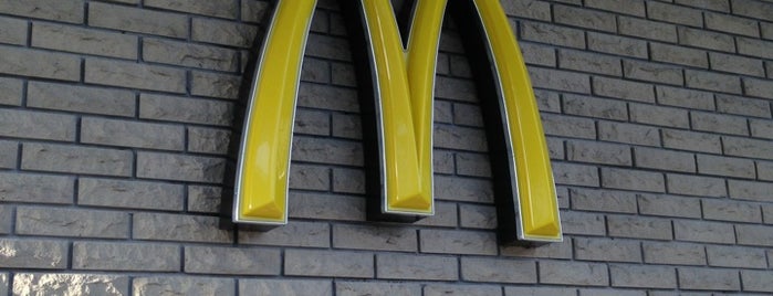 McDonald's is one of Posti che sono piaciuti a Marina.