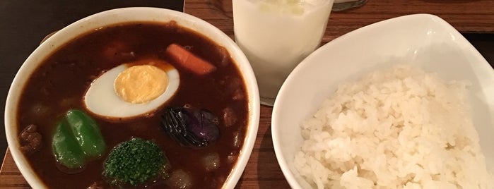 鴻 is one of FAB Curry Tokyo.