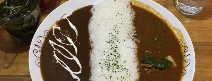 カリカリ is one of FAB Curry Tokyo.
