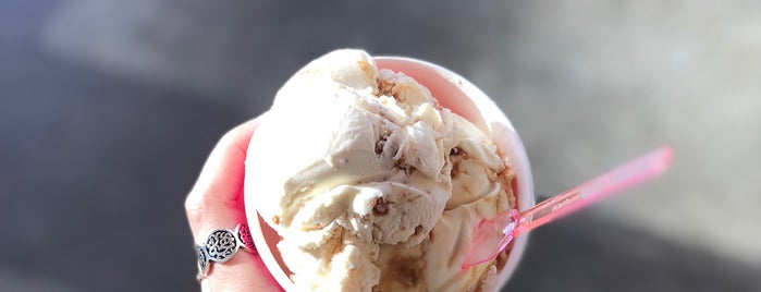 Dara’s Ice Cream is one of Tempat yang Disimpan Osamah.