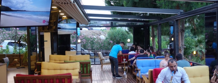 Balkon Cafe Nargile is one of Adana.