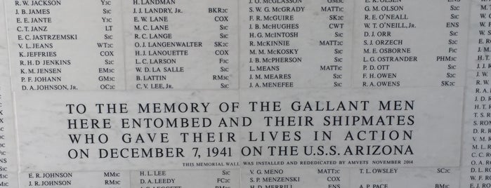 USS Arizona Memorial is one of สถานที่ที่ Spencer ถูกใจ.