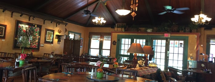 Kilauea Lodge is one of Spencerさんのお気に入りスポット.