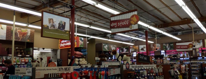 Pet Food Express is one of Rob’s Liked Places.