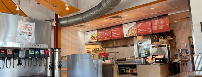Chipotle Mexican Grill is one of Possible Lunch Places.