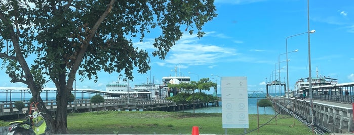 Raja Ferry Port is one of Samui.