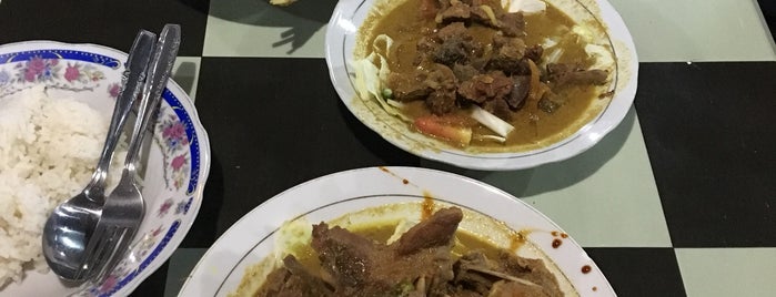 Tengkleng Gajah is one of Jogja Kuliner.