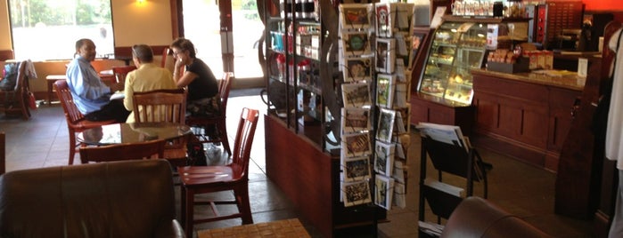 CC's Coffee House is one of Lugares favoritos de Rachel.