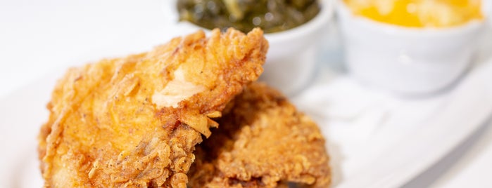 Coaxum's Low Country Cuisine is one of Locais curtidos por Michael.