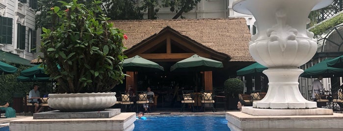 Hotel Sofitel Legend Metropole swimming pool is one of Locais curtidos por Matt.