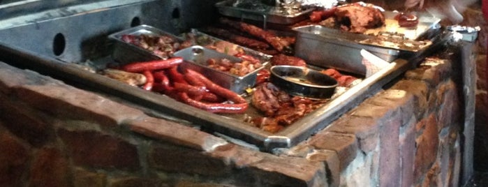 Hard Eight BBQ is one of Lugares favoritos de Jonathan.