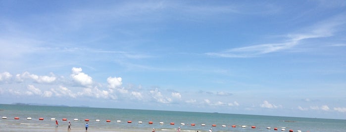 Pattaya Beach is one of Honeymoon.