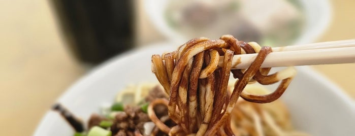 Restoran Imbi Road Meatball Noodles is one of Alvin.