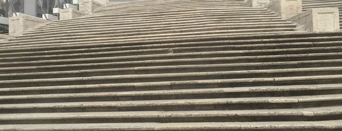 Escaliers de la Trinité des Monts is one of Rome.