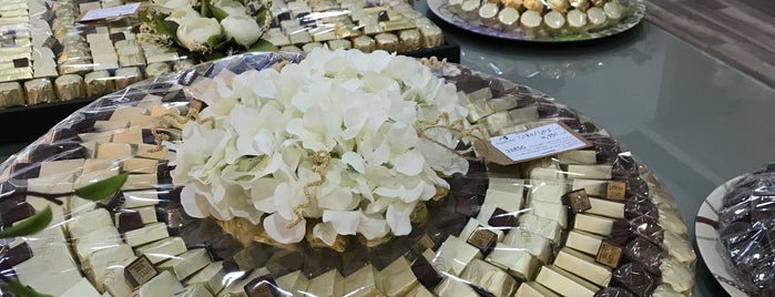 Litchi Chocolate Shop is one of Al Mazruiyah Dist..