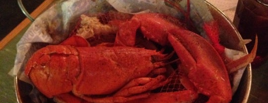 Joe's Crab Shack is one of Locais curtidos por Sami.