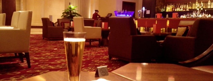 The Lobby Lounge 假日酒店大堂酒廊 is one of Tempat yang Disukai Alex.