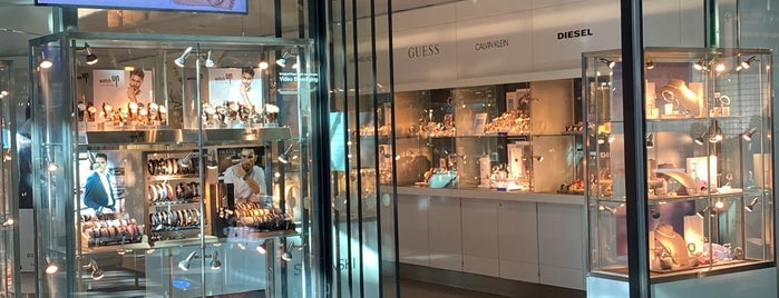 Gassan Watches & Jewellery Schiphol is one of Tempat yang Disukai Vicky.