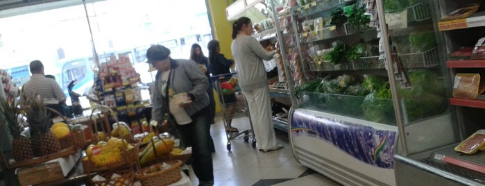 Supermercado Kanashiro is one of compras ~.