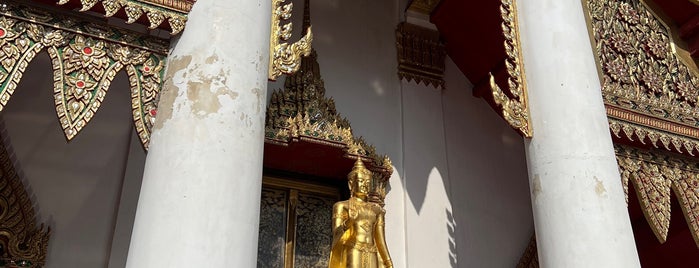 Wat Kasattrathirat is one of Lieux qui ont plu à Onizugolf.