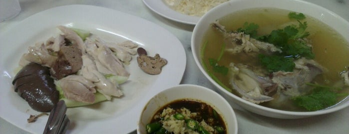 ข้าวมันไก่โรงจำนำเลียบคลองทวีฯ is one of Enjoy Eating.