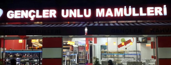 Gençler Unlu Mamulleri is one of สถานที่ที่ Mustafa ถูกใจ.