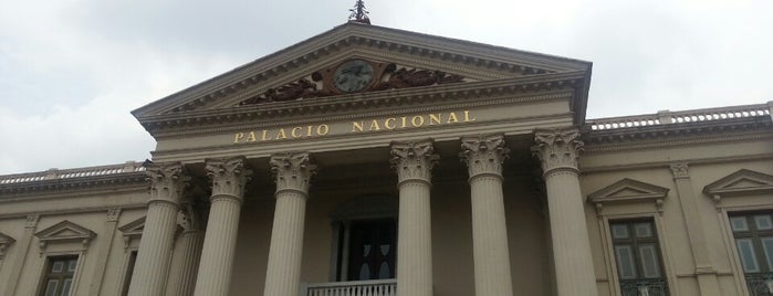 Palacio Nacional is one of Lugares favoritos de Carl.
